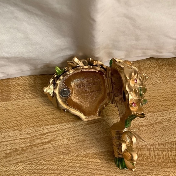 Estée Lauder Empty Compact Solid Perfume Lot Of 3 Assorted​​​​​​ - Picture 9 of 12